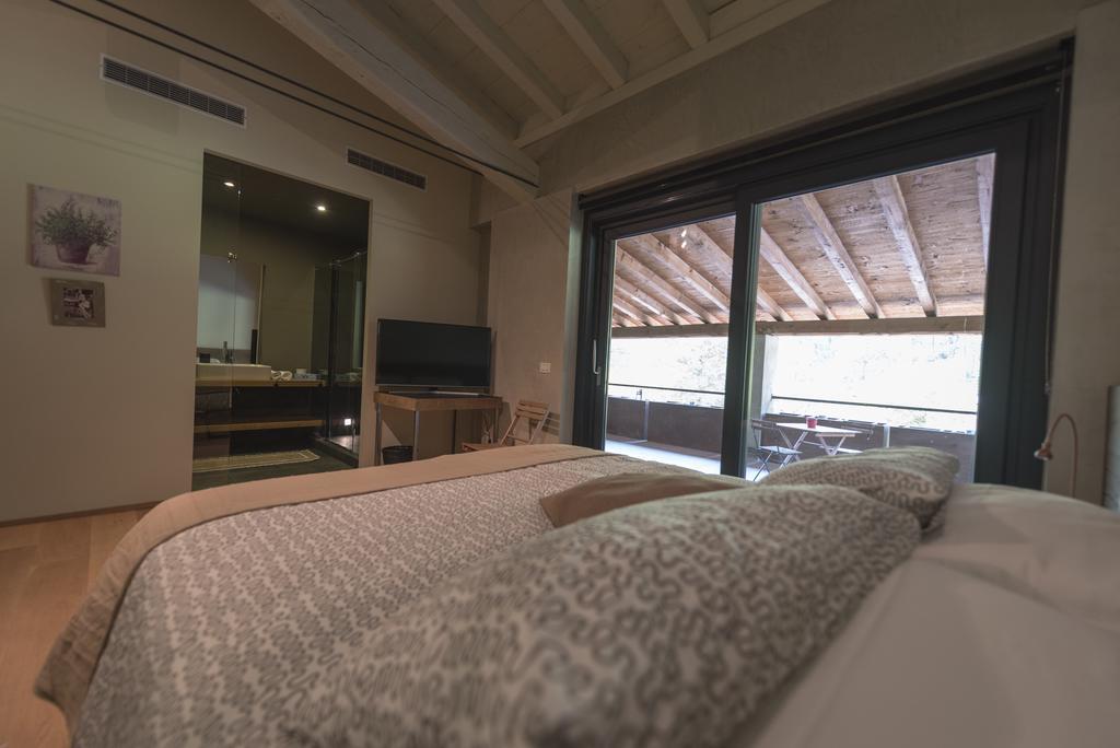 Agriturismo Locanda Del Pesco Collebeato Δωμάτιο φωτογραφία