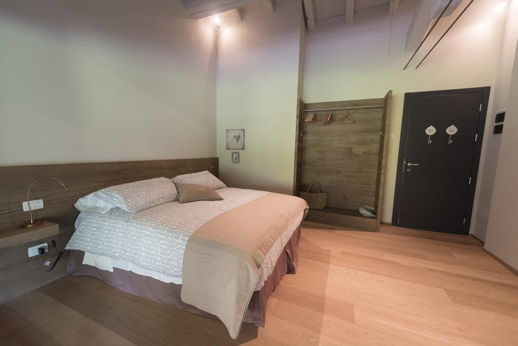 Agriturismo Locanda Del Pesco Collebeato Δωμάτιο φωτογραφία